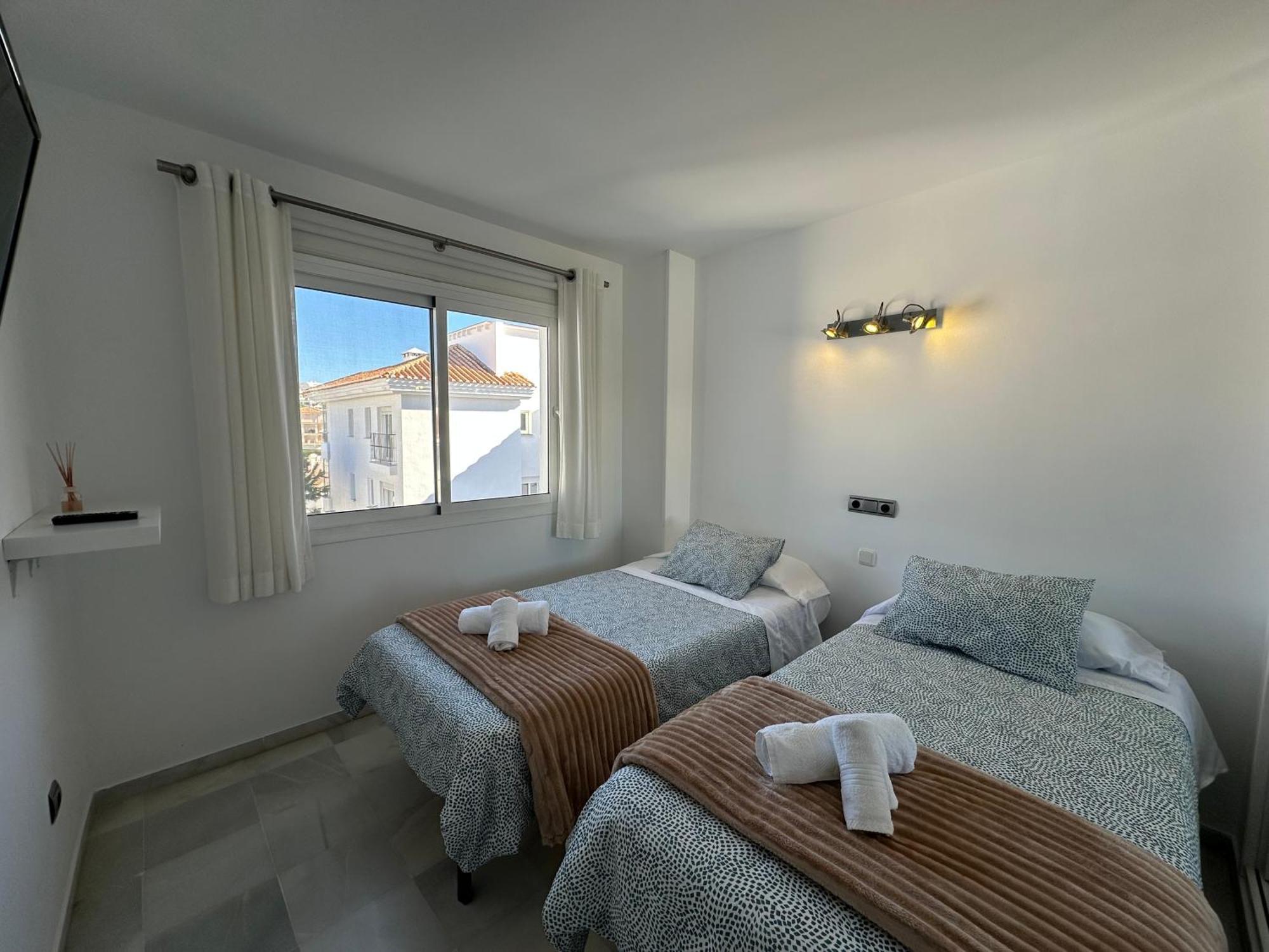 Апартаменты Luminoso Atico Duplex Con Vistas Al Mar Малага Экстерьер фото